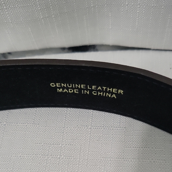 LOFT Dark Brawn Belt with Gold Clasp Adjustable Size L - Picture 6 of 8